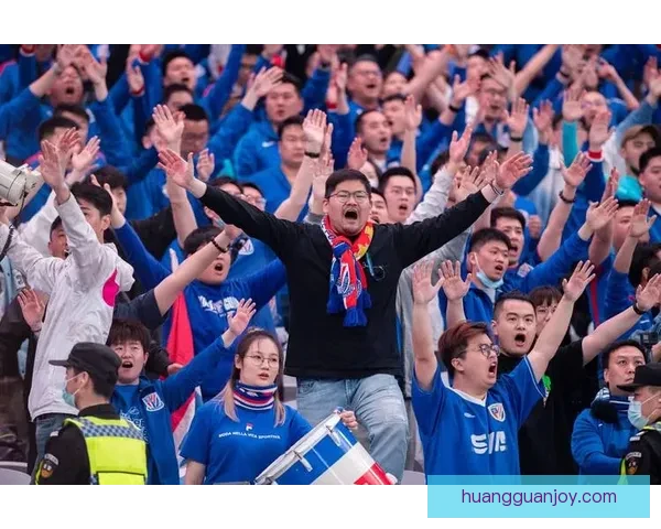 唇语专家解读追梦与老鹰球迷互怼幽默对话趣味分析