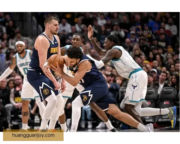 里夫斯因检查失误遭重伤或错失2.41亿顶薪错过常规赛